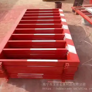 供应广西地铁防护网，工地基坑护栏网，玉林电梯井口门，选南宁宝誉