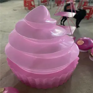 �����ַ�ɫ����� ʥ������������� ��ҵ�㳡���µ���