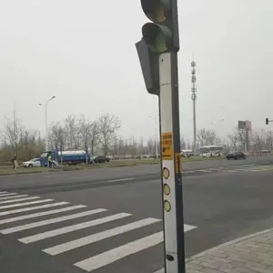 北京道路信号灯厂家北京交通信号灯红绿灯杆厂家