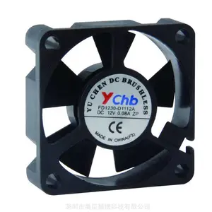�����۲�����΢��ͶӰ�豸�����豸ֱ��5V���ȷ����30*30*10mm