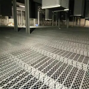 ���λ�е������ �ߵ����͸ְ���Ƭ ��������������̩˿����