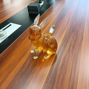 河间华企十二生肖酒瓶兔子造型酒瓶高硼硅玻璃工艺酒瓶异形玻璃泡酒瓶1000ml