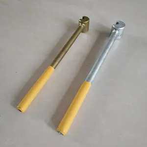 �糵�߽���װ�õ���Уֱ����Ť����ͭ�Ͻ�Ӵ���һ��š����