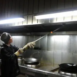 威海烟道清洗,威海油烟管道清洗,威海大型油烟机清洗,威海食堂烟道清洗