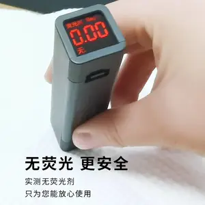 ����ʩһ����ë��ԡ�����װ���þƵ�����һ������Ʒ�ྻ