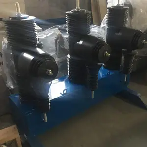 35KVС�ͻ���������������ܶ�·��ZW32-40.5