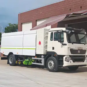 重汽豪沃总质量18吨纯电动洗扫车 清扫喷雾降尘保洁作业