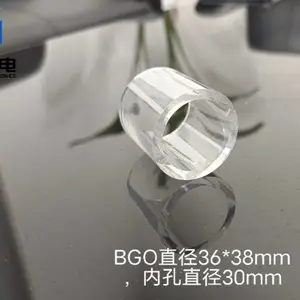 BGO��������˸�� �����龧�� ��Ҫ��; ��ҽѧ���� ʯ��̽��