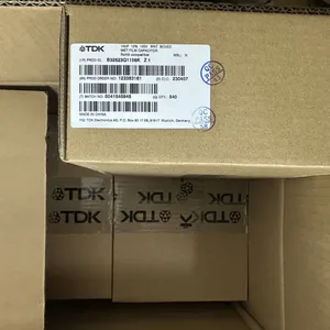 插件薄膜电容B32523Q1106K000 B32523Q1106K 10uF ±10% 63VAC 100V 22.50mm 车规/径向