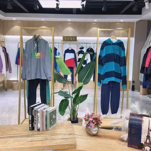 PALACE��������װ���Ƕ����������� Ʒ���ۿ�Ůװβ�� Ӣ����ͷ����T��