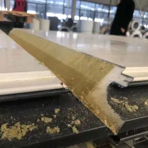 聚氨酯封边岩棉夹芯板转角板
