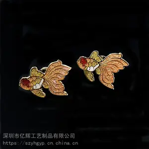 ���Ů������ �������¹��� �Ҷ���ͭ���ʵ����³���