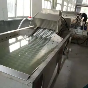 洗鸡蛋设备 喷淋清洗 保洁蛋生产线