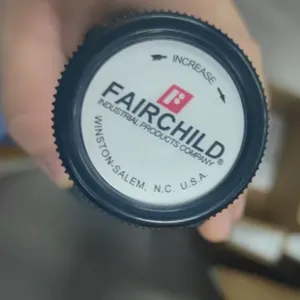 ��Ӧ FAIRCHILD ��ѹ�� 10293