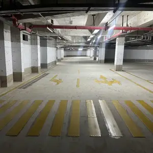 南宁地下室地坪冷涂划线,南宁公园沥青路面改色