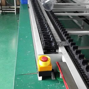 �����ṩLED�ƹ��Զ�������{LED�����ƹ��Զ���װ���豸}