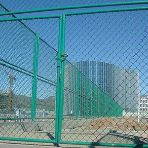 广西篮球场围栏网学校运动场护栏网体育场勾花围网现货球场护栏