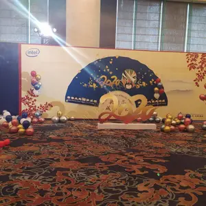 ���ʻ�չ����ֱ����վ���� �Ƶ�᳡��ʱ����