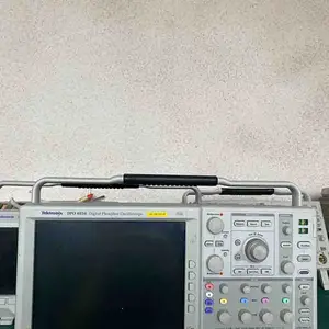 �ֻ��������޶�������Tektronix̩�� DPO4034 ����ӫ��ʾ����