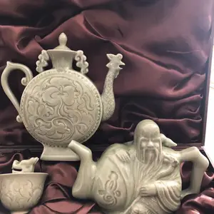 ����ҫ�ݴ���������ʨ���쵹���� �¹ź�������������ɫ������
