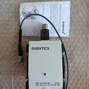 ***����ԭװ��ƷR928028409 ��ʿ�� ��Ѷ�� ��ʿ��ҺѹԪ�� ������ά��