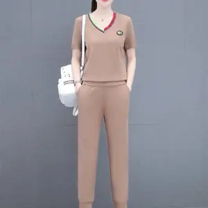 �����˶�����װ ��̩24�� Ʒ�Ƴ���Ůװβ�� �����ۿ۵�Ůװ��Դ��Ӧ��