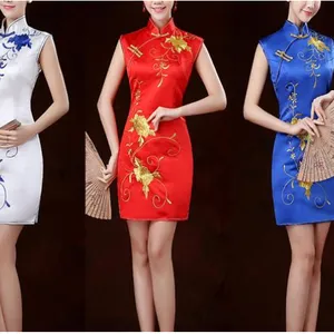 专业服装租赁,民族服装年会服装礼仪服装,等各种服装租赁