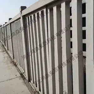 河北铁路混凝土防护栅栏厂家(及时发货)高铁混凝土护栏价格