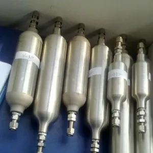 0.7L小型气罐/钢瓶/取样瓶(含阀门和压力表) 型号:M140488库号:M140488