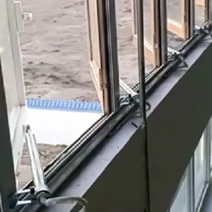 螺杆式开窗机