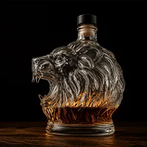 工厂批发玻璃醒酒瓶 高硼硅玻璃狮头形状威士忌醒酒瓶