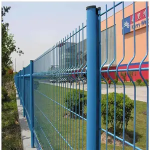 场地围网 铁丝网围栏机器 草原铁丝网围栏 铁丝网围栏安装