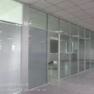 ��ݸ�칫�Ҳ�����ǽ����������ǽ���пհ�Ҷ������ǽ