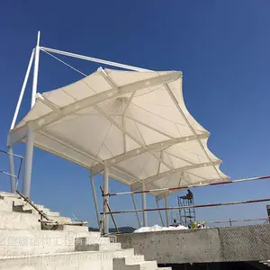 �Ĵ������������򳡿�̨��ϯ̨�������Ԫ�ڽ�ѧУ�ٳ����궥��Ĥ�ṹ