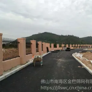 广东云浮厂区围栏网价格农村别墅围墙隔离栏坚固耐用使用寿命长欧式围墙栏杆