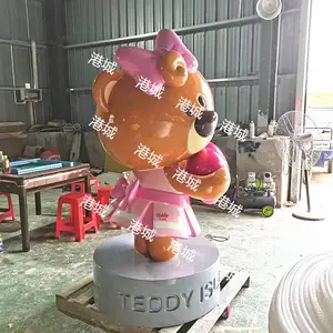 假日酒店IP形象卡通塑像 玻璃钢宾馆IP公仔娃娃小熊人偶雕塑