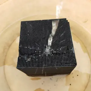 防水蜂窝活性炭 喷漆房工业VOCS废气处理 10*10*10cm 高碘值