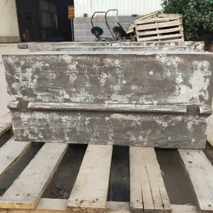 旭晓铸造厂家大量 提供高硬度反击式破碎机板锤 高烙复合合金板锤制砂机锤头