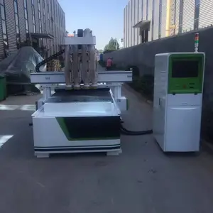 柜体衣柜开料机 板式家具下料机用三头开料机还是四头开料机合适