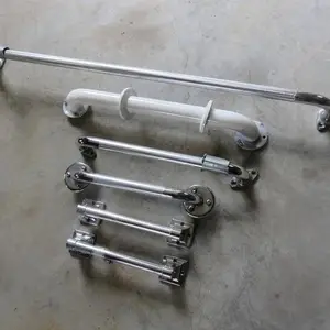 Bobrick B-5806x18 水平扶手