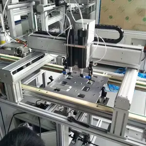 供应上海VMT自动拧螺丝机 自动锁螺丝机 ±0.01mm重复定位精度,定制桌上型螺丝机