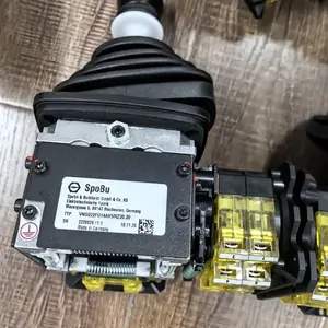 VNS02FN18SKERIZ5P0+1*OEL8G德国SPOBU操纵杆开关起重机主令控制器航空主令手柄 十字主令摇杆开关
