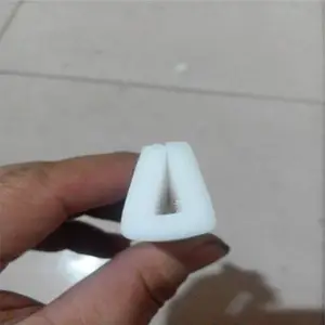 ��Ӧ ͸����U�ͷ�ײ�ܷ���͸������������е�豸��������߽���