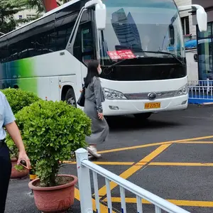 为什么越来越多的人,都选择在郑州机场/高铁站包车?