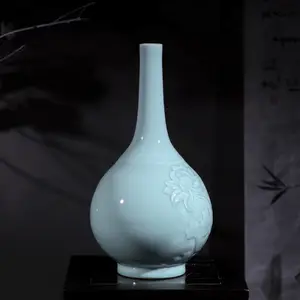 手工浮雕荷花花瓶插花器 仿古新中式客厅禅意玄关摆件 景德镇陶瓷器