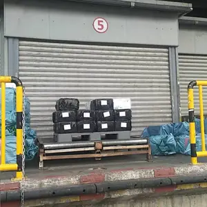 �Ϻ��ֶ������ļ�����ͷ���˵��մ�