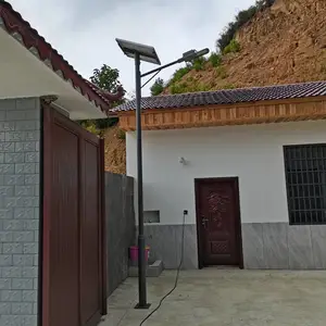 湖南津市/临澧/桃源县新农村专用太阳能路灯亮美照明厂家供应6米60W路灯