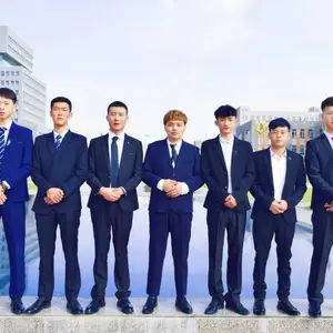 大学生租面试正装多少钱一套?哪里租成人礼西装西服?