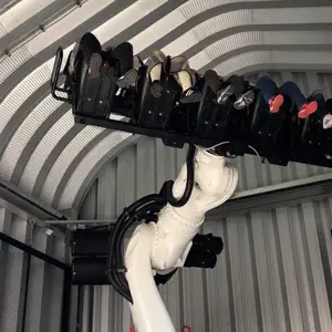 厂家定制 V R游乐机器人 沉浸式娱乐设备保养 上 海 KUKA