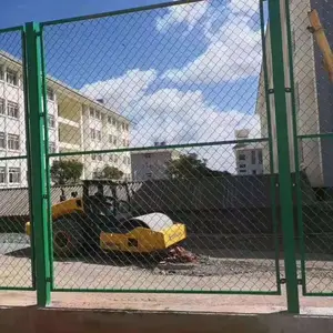 ѧУ�ٳ������� ѧУ������˿�������۸���